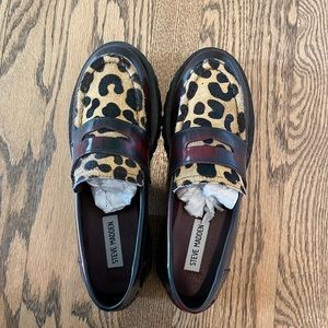 Steve Madden Leopard Lawrence Loafer. Size 8. NWOB. Never worn.